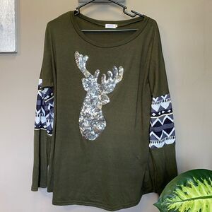 Women's Qearal Large Green Long Sleeve with Sequin Deer